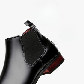 Diplomat Sleek Chelsea Boots - Timeless Crafted