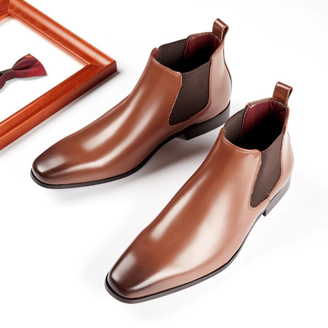 Diplomat Sleek Chelsea Boots - Timeless Crafted