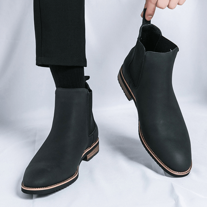 Pathfinder Matte Chelsea Boots - Timeless Crafted