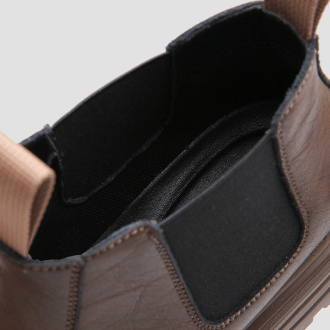 Trailmaster Lug Chelsea Boots - Timeless Crafted